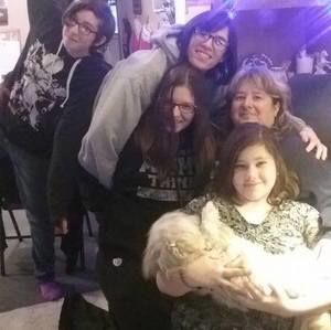 Meet your Posher, Denise